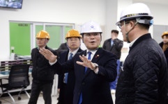 성윤모 산업부 장관 소재 자립 노력, 성과 나왔다