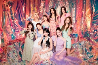스포티파이, 독점 콘텐츠 담은 트와이스 인핸스드 앨범 출시