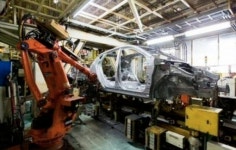 미래로 뛰는 車업계, 노조?반도체로 골머리