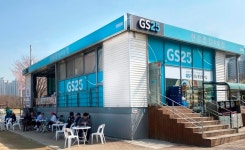 벚꽃 특수 GS25, 한강편 편의점 매출 돗자리 13배, 라면 7배, 간편식 5배 증가