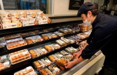 [유통가 투데이] 쿠팡, 반려동물용품 최대 70% 할인 행사 진행 外