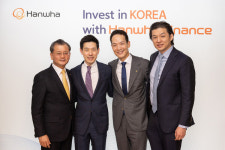 다보스 간 김동원 사장… 한화생명, 해외사업 보폭 넓혀