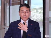 정말 슬픈 일…한종희 별세에 정·재계 애도 물결