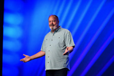 짐 존슨 인텔 CCG 총괄부사장 차세대 팬서 레이크, 루나 레이크의 효율·애로우 레이크의 성능 하나로 [인텔 테크투어 2025]