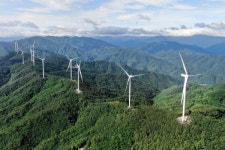 코오롱글로벌, MOD·LSI 합병… 레저·풍력·호텔 품었다