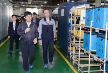 백운규 장관, 르노삼성 협력부품업체 애디언트 동성 현장방문