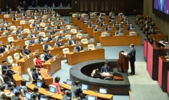황우여, 朴정부 2년차 '초당적 협력정치' 강조...'사회적 시장경제' 제시