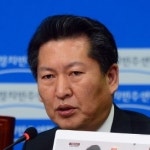 정청래 히틀러 발언 뿔난 보수단체…마포구 을 주민들 위로한다