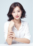 김지원, 고혹적인 가을 스타일? 모던한 패션에 매력 상승
