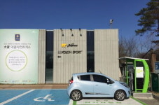 한전, 고효율 전기차 다중 동시 충방전 시스템 개발