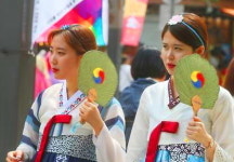 하루 3억3800만원 전주한옥마을 인기비결 그것이 알고싶다
