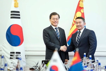 문재인 대통령, 한-몽골 정상회담서도 