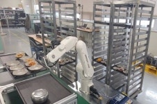 아워홈, 자동화 설비 도입 확대...사업장 환경 개선 나서