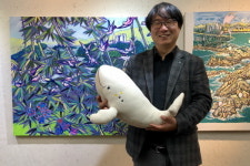 우시산 폐플라스틱, 고래 킬러서 고래 인형으로 승화