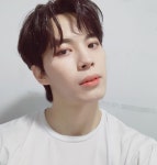 빅스 홍빈, 활동 중단…음주 방송+타 아이돌 비하 논란 2개월 만