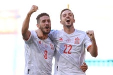 스페인, 슬로바키아에 5-0 대승 조 2위…조 1위 스웨덴과 동반 16강 [유로2020 E조]