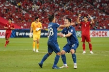 박항서호 베트남, 태국과 준결승 1차전 0-2 패배…스즈키컵 2연패 빨간불