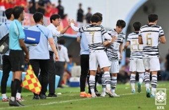 황선홍호 한국, 공오균호 베트남과 무승부…8강 확정 태국전으로 미뤄 [U-23 아시안컵]