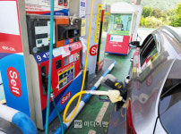 [새 정부 경제 정책]연말까지 유류세 30%↓…맞춤형 5G 요금제 도입