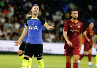 토트넘, '무리뉴 더비'서 AS로마에 0-1 패배…손흥민 66분 뛰고 히샬리송과 교체