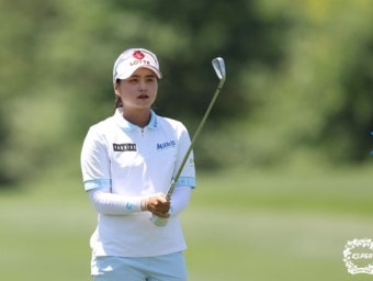 최혜진 롯데 오픈 3R 선두, 2위 정윤지와 3타 차…김효주 공동6위