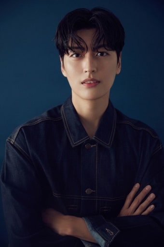 '프듀2' 정시현, 김재중 소속사 전속계약…