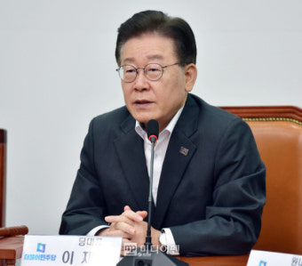 광복절 맞은 이재명 