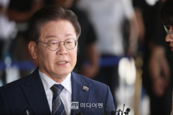 6번째 검찰 간 이재명 “증거 단 한 개도 못 찾아”