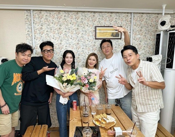 가수 송가인, 신발 벗고 돌싱포맨 출연 속 명품 반지와 감성 고백에 화제