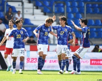 일본 축구 이렇게 강해졌다…2진 내고도 튀르키예 4-2 제압, A매치 4경기 18골 폭발