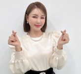 송가인 경기 서부 팬클럽, 사회적협동조합에 500만원 기부…선한 영향력