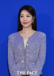 은퇴 암시 보아 내년 계약 종료, 그때까지 가수로 최선