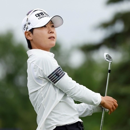이소미, LPGA 투어 미즈호 아메리카스오픈 2라운드 공동 선두 달성	meta: 글쓴이가 요약한 주요 내용을 반영하여 제목을 생성함.