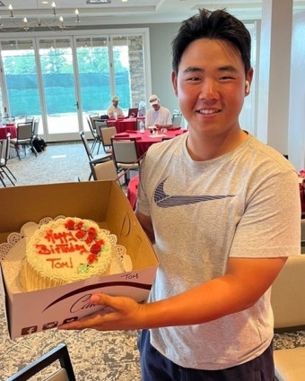 김주형, 트래블러스 챔피언십 이틀 연속 선두 '생일 자축'…셰플러 등 공동 2위와 2타 차