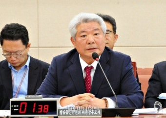 김홍일 방통위원장 탄핵소추 전 사퇴…후임 이진숙 거론