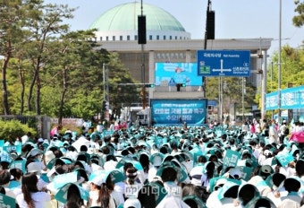 ‘간호법’ 국회 복지위 소위 통과…8월 본회의 처리 수순