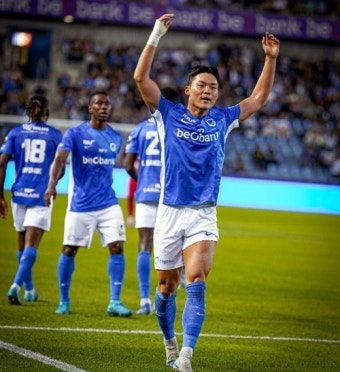 오현규, 헹크 이적 첫 골 신고…후반 교체 투입돼 헹크 4-0 대승에 쐐기골