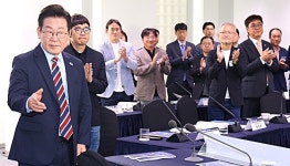 이 대통령 “AI는 구호 아니라 핵심 생존전략…머뭇거리면 3중 고난”