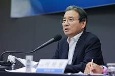 이 대통령, 23일 부동산 국민 대토론회...공급·금융·세제 논의