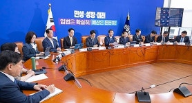 민주, 김태규 징계안 제출키로...“김태규 발언, 망언 표현도 아까워”