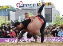 [K현장] 자급자족원정대가 법성포단오제에 떴다‥ 이만기 VS 일반인 씨름대결, 결과는?