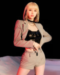 [K인터뷰] 네이처 로하, 다리 골절 돼 파스 뿌리면서… 부상 투혼 빛난 MV 촬영기