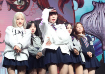 [K현장] 빌리, 청량X펑크 유노이아로 컴백 독보적 빌리버스가 차별점(종합) 