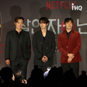 [K영상] '살인자ㅇ난감' 이희준 폰에 살인자 많다? 이응 vs 장 vs 오! '영~난감'