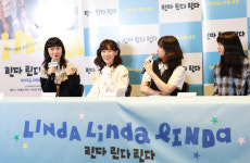 [포토] 린다 린다 린다 주역들, 20년 만 재회에 감격