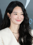 '눈동자' 신민아, 스릴러퀸의 환한 미소 [포토]
