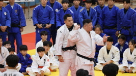 황희태 유도 감독, 목포 모교서 재능기부 고향 후배들에게 기술·노하우 전수, 더 없이 행복 [K인터뷰]