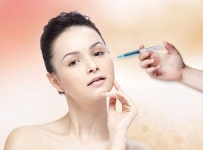 눈부신 피부, 화장품으로 누리는 쁘띠 시술 효과