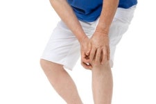콕콕 쑤시는 ‘무릎 통증’을 예방하는 7가지 습관