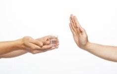 과음의 기준? 그만 먹고 싶다면 ‘금주 가이드’